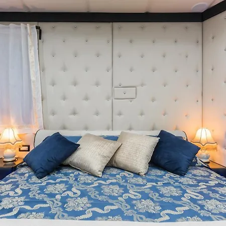 The Garden Regency 펜션 로마