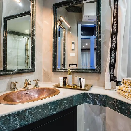 The Garden Regency 別荘 *